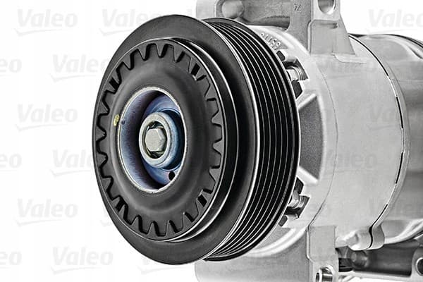 Compresor de aire acondicionado Valeo 813178 usado 4