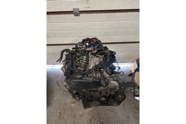 Motor Audi A4 B8 2.0 TDI Código Caga usado 3