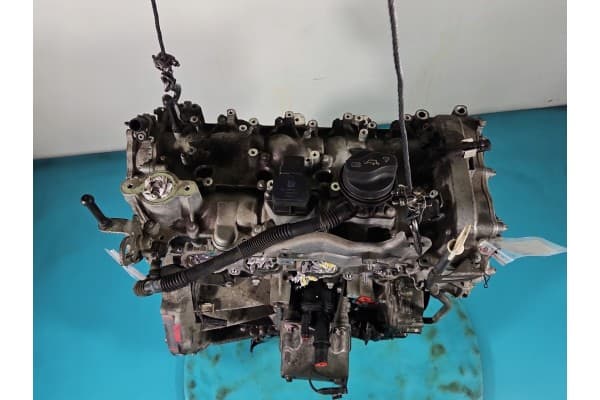 Motor Infiniti Q30 1.6 T 156 CV OEM 270910 usado 7