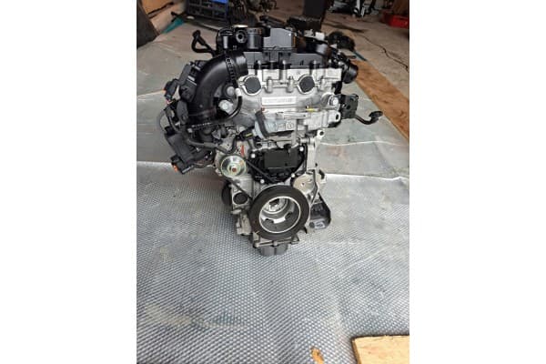 Motor 1.2 Thp HN05 con 900 kilómetros usado