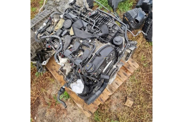 Motor Completo Audi A6 C8 2.0 TSI Híbrido Seco usado