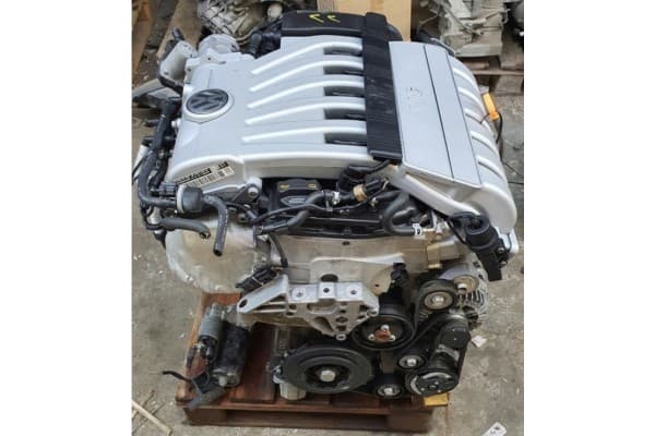 Motor Axz VW Passat B6 3.2 FSI 250CV Gasolina usado 3