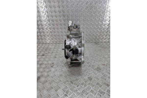 Motor para Porsche Cayenne (92A) 2017 usado 4