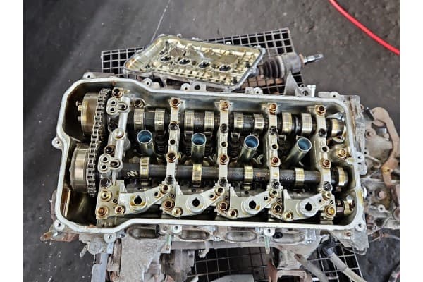 Motor Toyota Avensis Iii T27 2ZR 1.8 Vvti 147CV usado 2