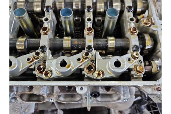 Motor Toyota Avensis Iii T27 2ZR 1.8 Vvti 147CV usado 5