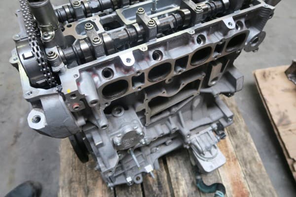 Motor Original Ford Kuga MK3 2.5 Hybrid Plug-in usado 4