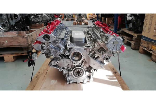 Motor Ferrari P488 Pista Shortblock 299065 usado 2