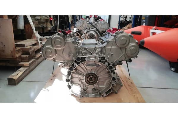 Motor Ferrari P488 Pista Shortblock 299065 usado 5