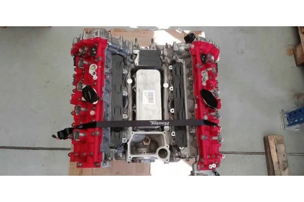 Motor Ferrari P488 Pista Shortblock 299065 usado 7
