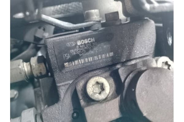 Motor Citroën C4 Picasso 1.6 HDI 9H01 usado 6