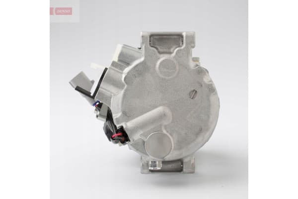 Compresor de aire acondicionado Denso DCP51002 usado 3