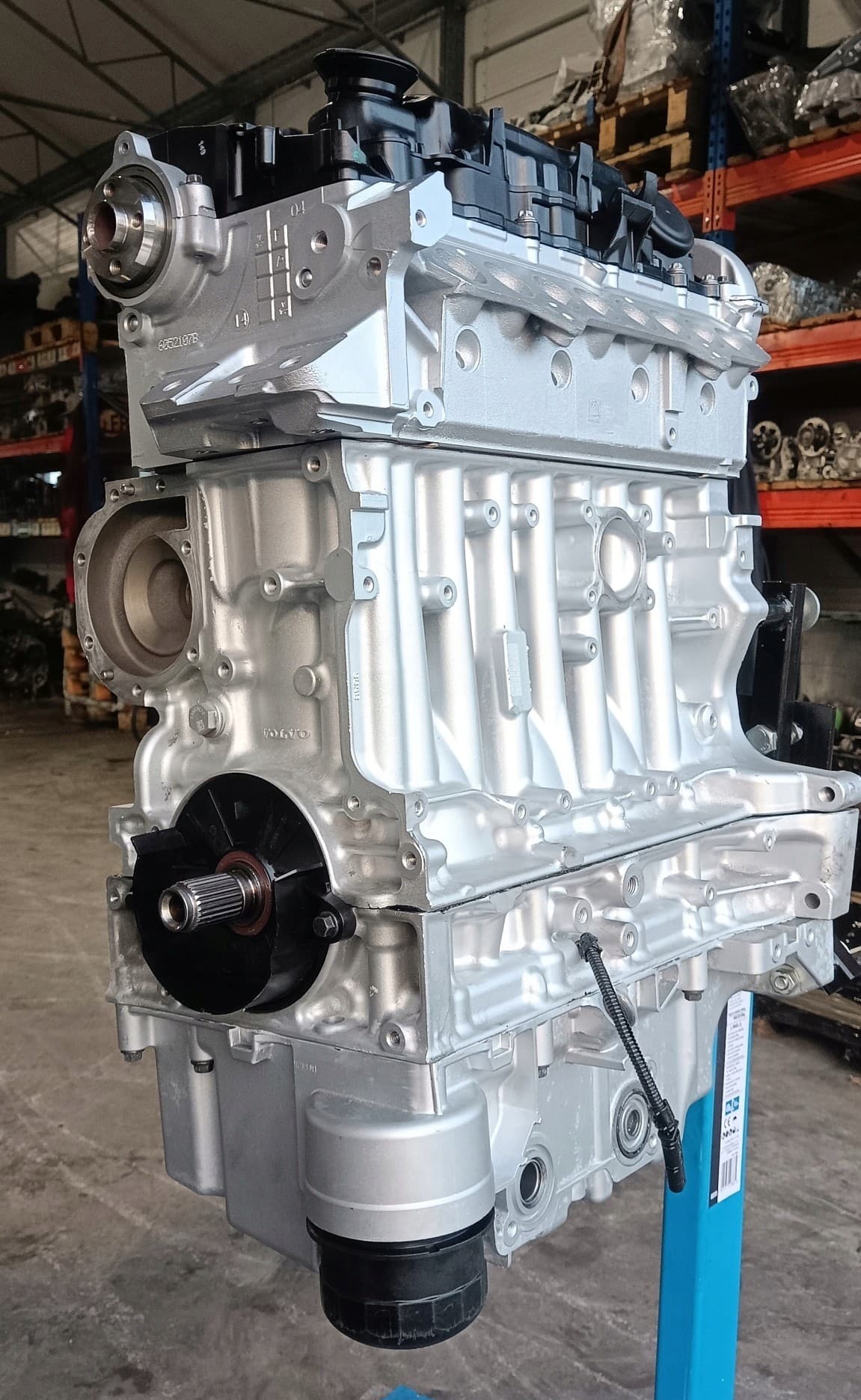Motor Volvo V70 2.0 D4 181CV D4204T5 Tras Regeneración reacondicionado 2