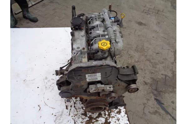 Motor Chrysler Grand Voyager 2.8 Crd 92,000 km usado 4