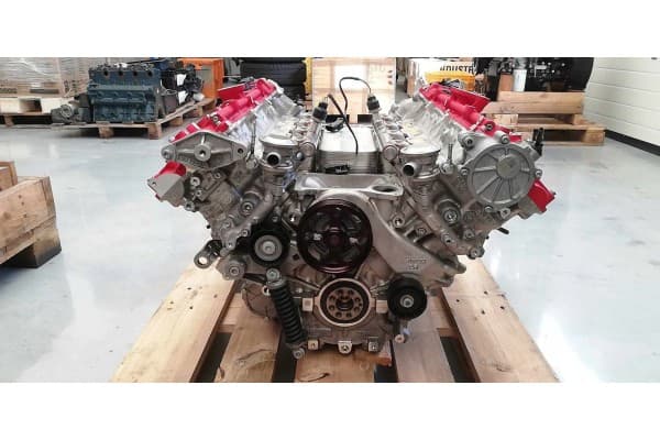 Motor Ferrari P488 Pista Shortblock 299065 usado 2