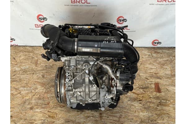 Motor BMW F40 118i 1.5 TB 2021 B38A15M1 usado 3