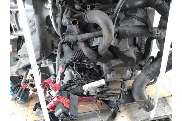 Motor Renault Clio IV H5FG412 1.2 Tec usado 9