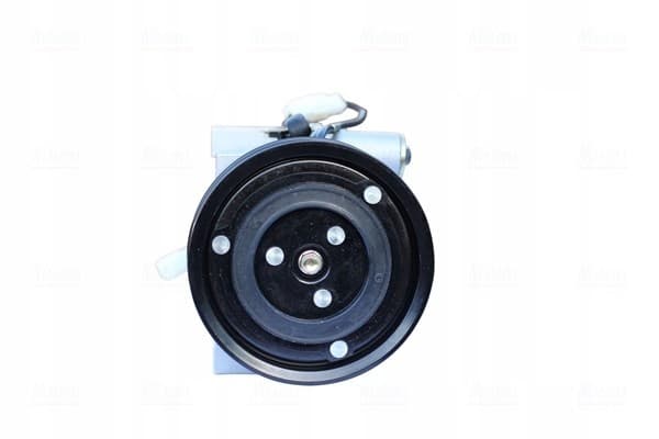 Compresor de aire acondicionado Nissens 89609 usado 3