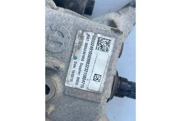 Puente trasero Dyfer Jeep Renegade 00552491850 usado 2