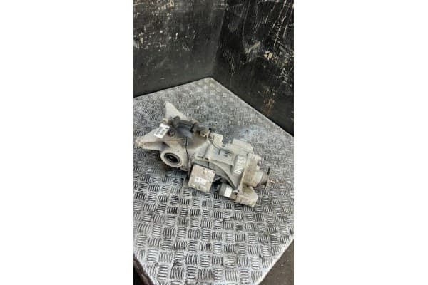 Diferencial trasero BMW X1 2017 869260202 usado 6