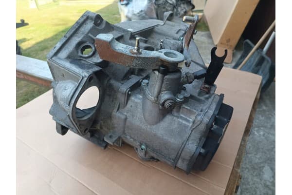 Caja de Cambios VW T5 1.9 TDI Gty 100 Eficiente usado 2