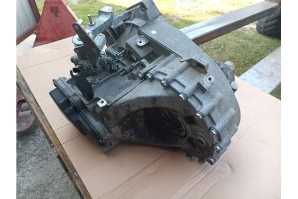Caja de Cambios VW T5 1.9 TDI Gty 100 Eficiente usado 3