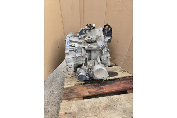 Transmisión Automática Toyota K310 No. Mag 662S usado 2