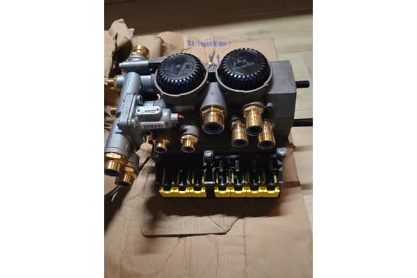 Modulador de freno para remolque usado 7