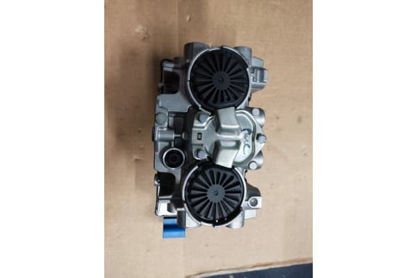 Válvula Modulator Haldex Ebs GEN3 823008001 usado 2