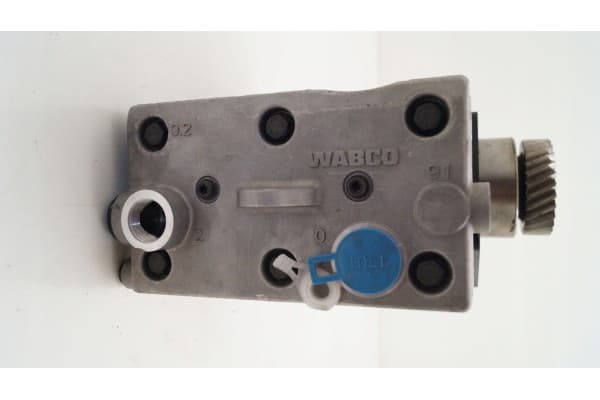 Compresor de Aire Mercedes 457 1304815 usado 4