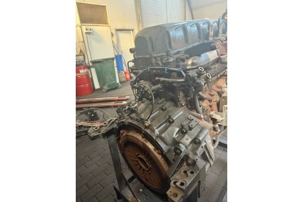 Motor Daf 106 460 usado 4