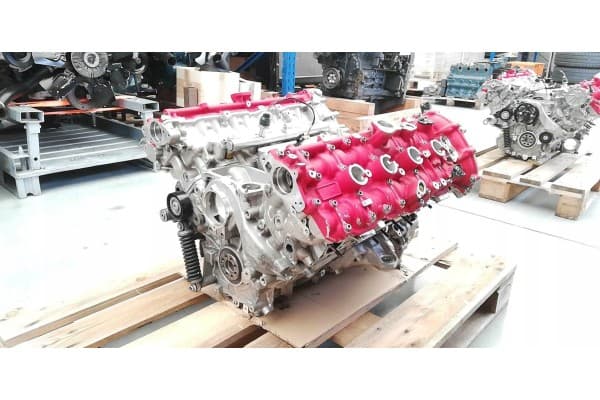 Motor Ferrari Tributo F8 Shortblock 299065 usado 3