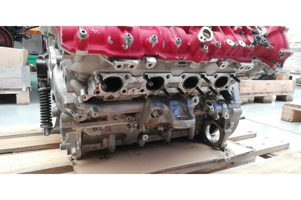 Motor Ferrari Tributo F8 Shortblock 299065 usado 5