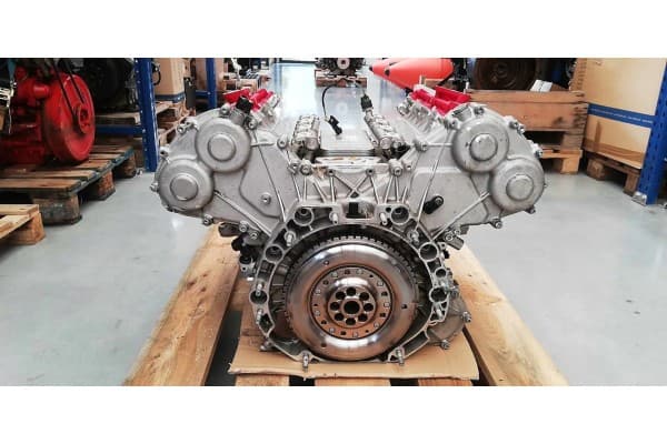 Motor Ferrari Tributo F8 Shortblock 299065 usado 7