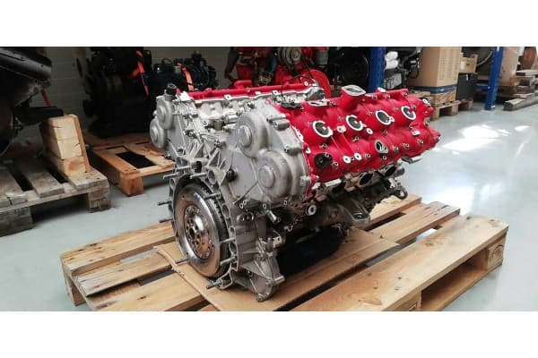 Motor Ferrari Tributo F8 Shortblock 299065 usado 8