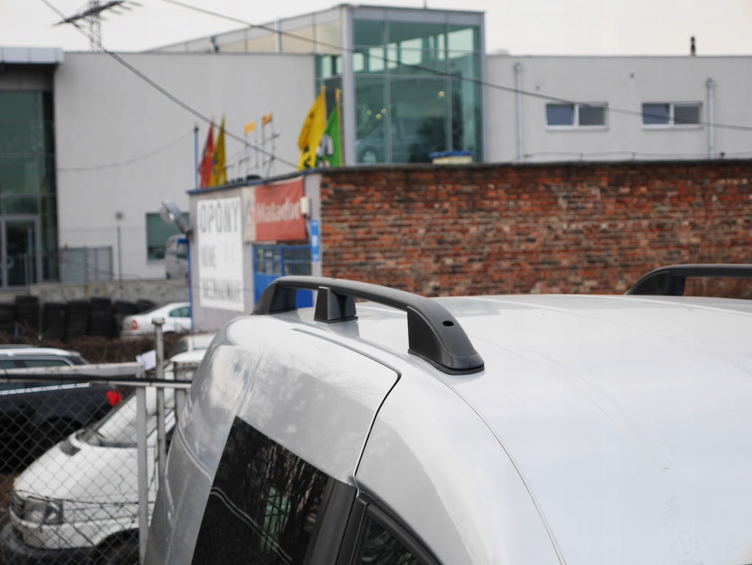Barras de Techo Volkswagen Caddy corto 2003-2020 negras nuevo 7
