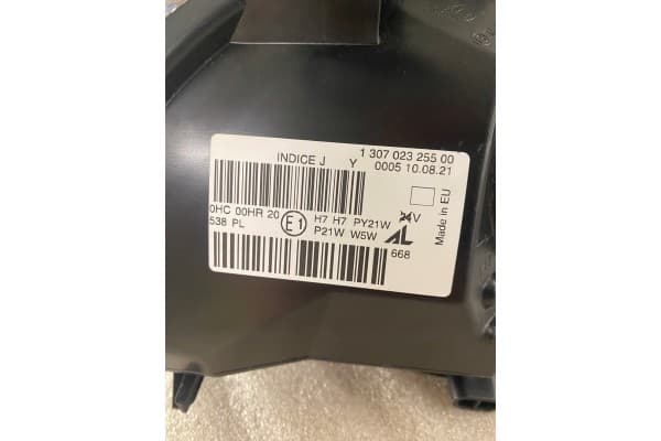 Faro Derecho 711307023255 Magneti Marelli usado 8