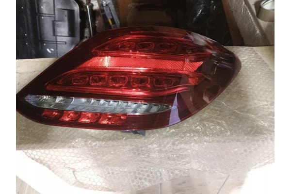 Ulo 1128102 Lámpara trasera combinada nuevo
