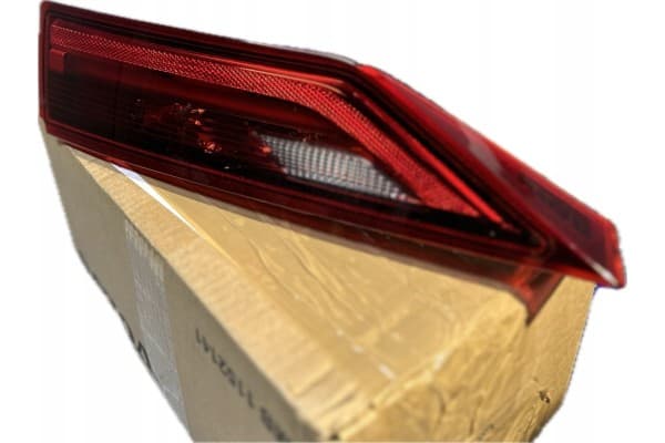 Luz Trasera Derecha para Volvo Hatch/Portón usado