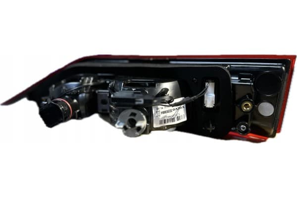 Luz Trasera Derecha para Volvo Hatch/Portón usado 2