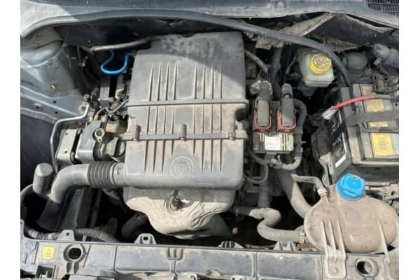 Motor Fiat Grande Punto 1.4 8V 350A100 78 KM usado