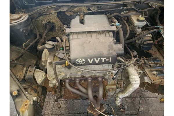 Motor Toyota Yaris 1.3B 64KW 02R E1S-P92 usado