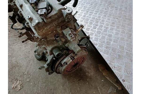 Motor Toyota Yaris II 06-11 1.3 Vvti 2S-P72L usado 6