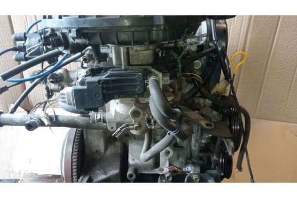 Motor de gasolina Suzuki Swift Iii 1.0 6V G10A usado 2