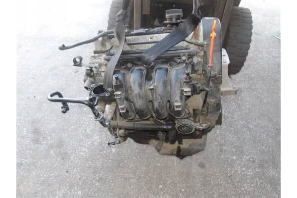 Motor completo Seat Córdoba II 1.4 16V Bky usado 8