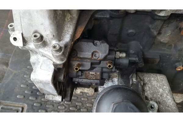 Motor BMW E39 2.5 TD usado 9