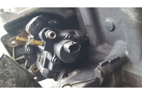 Motor BMW E39 2.5 TD usado 11