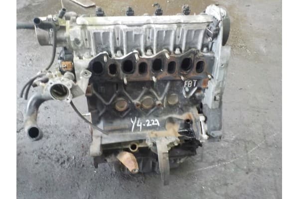 Soporte de Motor F8T 1.9 DCI usado