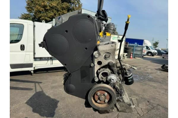 Motor Peugeot 406 2.0B EW10 sin accesorios usado 3