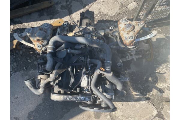 Motor y transmisión VW Passat B5 1.9 TDI 60 kW usado