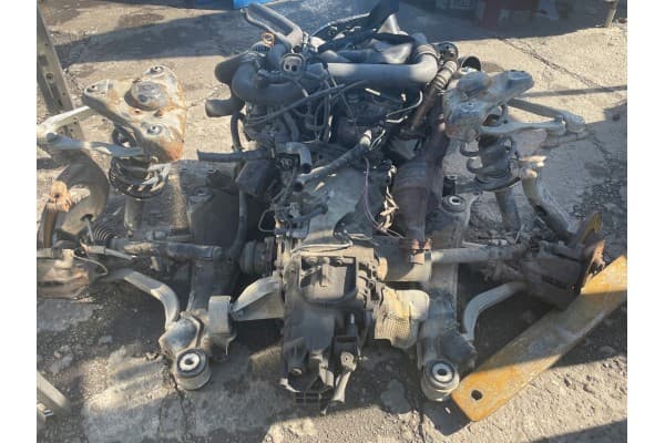 Motor y transmisión VW Passat B5 1.9 TDI 60 kW usado 4